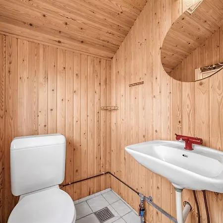 Feriehus Snefrid - 12km From The Sea By Interhome Oksbøl